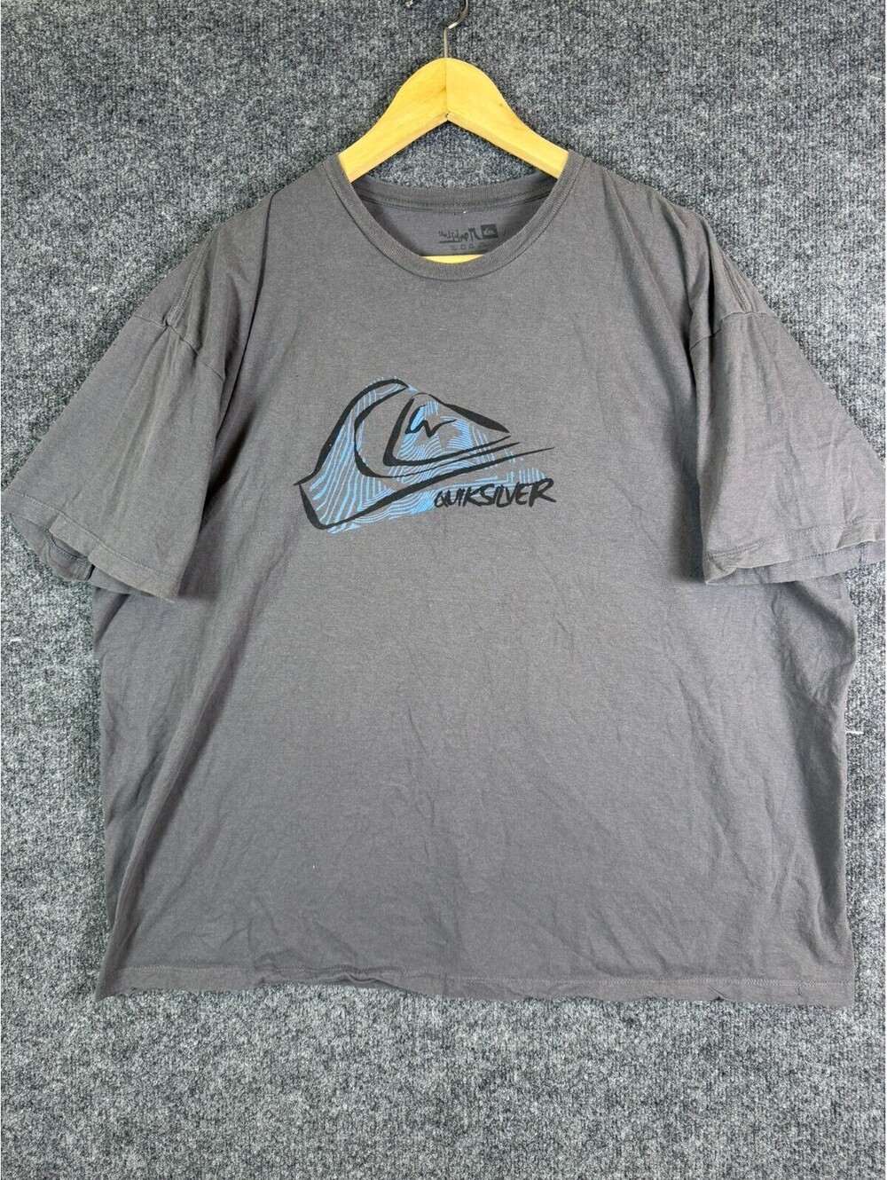 Quiksilver Graphic T Shirt Mens XXL Gray Mountain Wave Surf Skate Tee